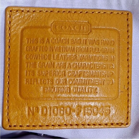 Coach shoulder bag Yellow color with twill  added to it silver hardware - Picture 4 of 14